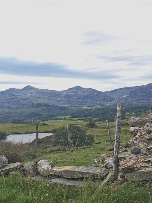 Zipworld Waterfalls Eryri Dogs Welcome 3 Bed Sleeps 5 Blaenau Ffestiniog Esterno foto